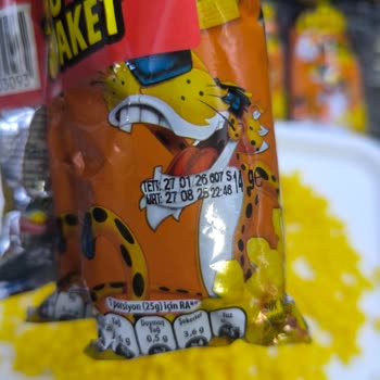 Cheetos Shots Paketinde Siyah Cisimler Hijyen Endişesi Yarattı