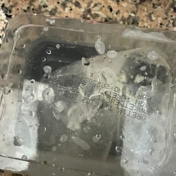 Ünal Peynircilik Şok Marketten Alınan Peynirde Tel Parçası Çıktı, Gıda Güvenliğimiz Tehlikeye Girdi