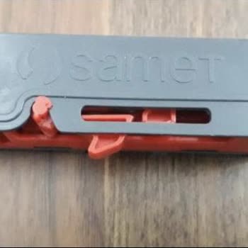 Raylı Çekmecelerdeki Plastik Parçalar Kırıldı Kullanım Zorlaştı