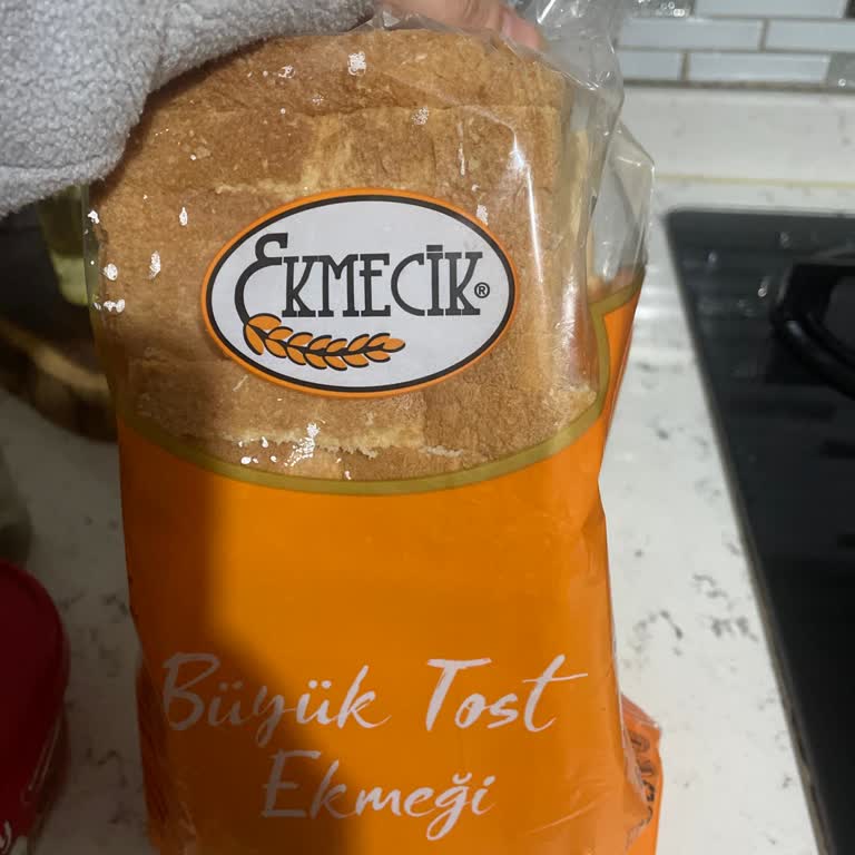 Tost Ekmeğinde Saç Ve Yabancı Madde Şoku: Hijyen Skandalı