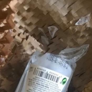 Hepsiburada Kırık ve Akmış Deodorant Nedeniyle Mağduriyet ve İade Talebi