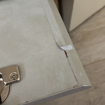 49500 TL Ödenen Genç Odası Takımında Bitmeyen Kusurlar Ve İlgisiz Müşteri Hizmeti