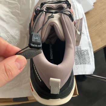 Leke Çıkan Ayakkabı Sonrası Stokta Numaram Kalmadı Mağduriyetim Giderilsin