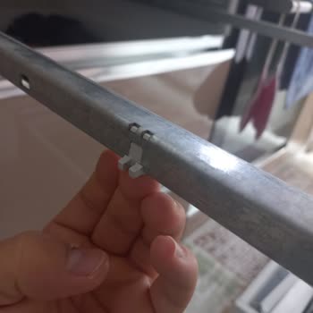 Çekmece Rayındaki Plastik Parça Kırılması Nedeniyle Kullanım Zorluğu ve Yedek Parça Talebi