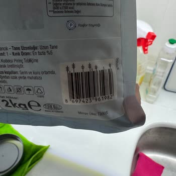 Kapalı Pirinç Paketinden Canlı Örümcek Çıktı!