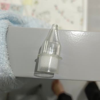 Sağlıksız Ve Kötü Kokulu Nasal Aspiratör Ucu İçin Acil Çözüm Bekliyorum