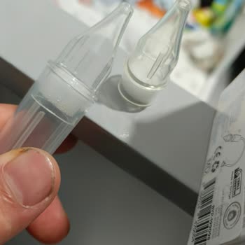 Sağlıksız Ve Kötü Kokulu Nasal Aspiratör Ucu İçin Acil Çözüm Bekliyorum
