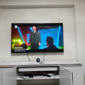 Aldığım Televizyonda Sürekli Ekran Sorunu Ve Yetersiz Servis Desteği