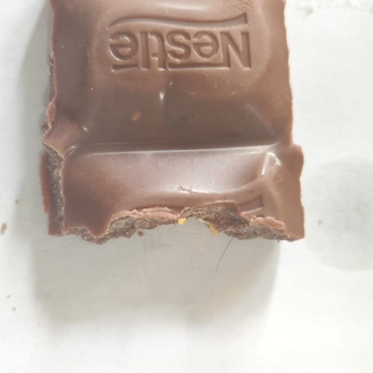 Nestle Çikolatada Kıl Buldum Hijyen Ve Güven Sarsıldı