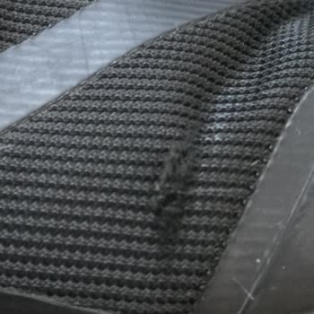 Kısa Sürede Yıpranan Ayakkabıya Karşı Çözüm Bekliyorum: Garanti Kapsamında Mağduriyetimin Giderilmesini İstiyorum