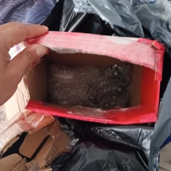 Hepsijet Kargomun İçeriği Değiştirildi, Yerine Kırık Ürünler Kondu!