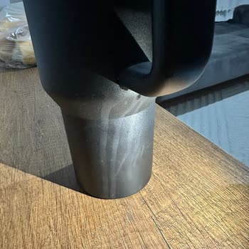 Aldığım Stanley Termos Orijinal Değil, Renk Atıyor Ve Soğuk Tutmuyor!