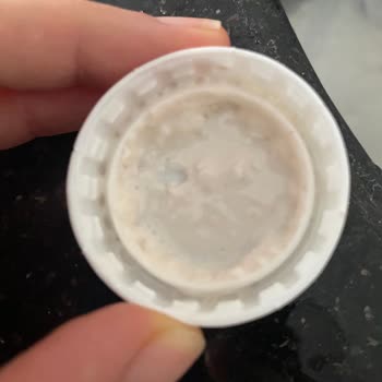 Kefirix Çilekli Kefir Açınca Fışkırıyor Ve Tadı Kötü