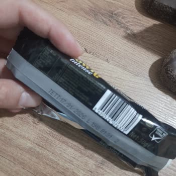 Eti Browni İntens Ürününde Bayatlık Ve Küfe Benzer Lekeler