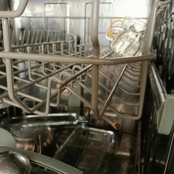 Teka Bulaşık Makinesinde Kronik Paslanma Ve Sağlık Riski