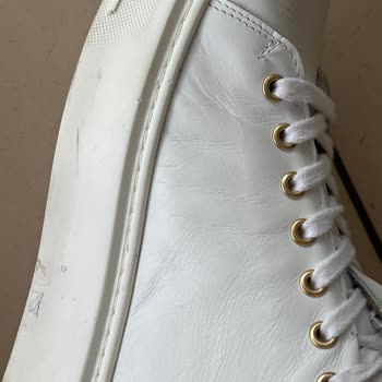 1 Haftada Çatlayan Ayakkabı Ve Yetersiz Müşteri Desteği