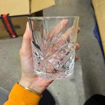 Madame Coco Siparişimde Kırık Ve Defolu Bardak Geldi Müşteri Hizmetlerine Ulaşamıyorum