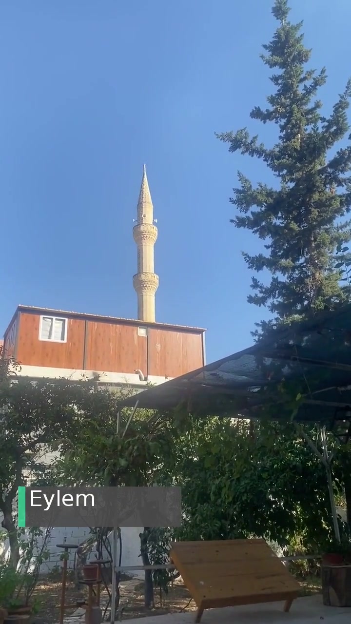 Namık Kemal Hoca Ahmet Yesevi Camii Yüksek Ezan Hoparlörü! videonun kapak resmi