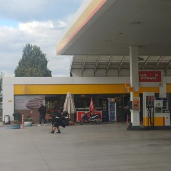 Shell İstasyonunda Lavaboyu Kullanmamıza İzin Verilmedi Çocuklarımız Mağdur Oldu