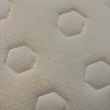 Yataş Cool&wool Yatakta Tüylenme Ve Sarı Leke Sorunu Çözülmedi