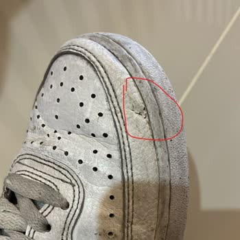 Yeni Alınan Ayakkabıda Kısa Sürede Çatlama Ve Mağazadan Olumsuz Dönüş