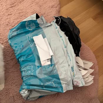 PTT Kargo Paketlerim Sürekli Hasarlı Ve Kuryeler Kaba Davranıyor