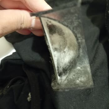 LCW Tshirt Ve Sweatshirtlerde Yoğun Tüy Dökülmesi Ve İlgisiz Müşteri Hizmeti