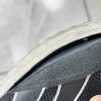 Reebok Ayakkabıda Açılma Ve Patlama Sorununa Çözüm Sunulmuyor