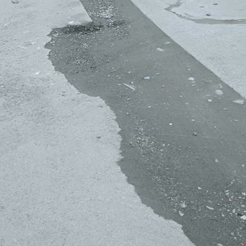 Körfez Mahallesi'nde Aylardır Onarılmayan Bozuk Yollar Araç Ve Yayaları Mağdur Ediyor