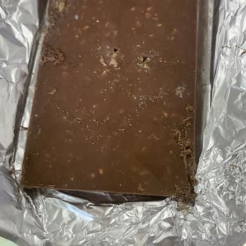 Aldığım Çikolatadan Kurt Çıktı, Ücret İadesi Ve Özür Bekliyorum