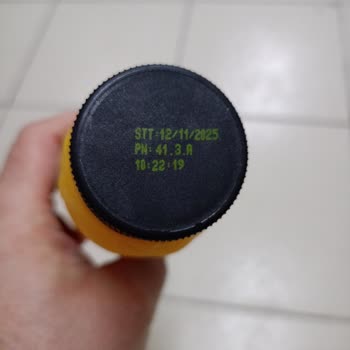 Exotic Portakal Suyunun İçinde Yabancı Madde