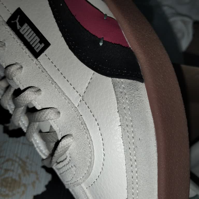 Temizlik Köpüğüyle Ayakkabım Mahvoldu Mağaza Sorumluluk Almadı