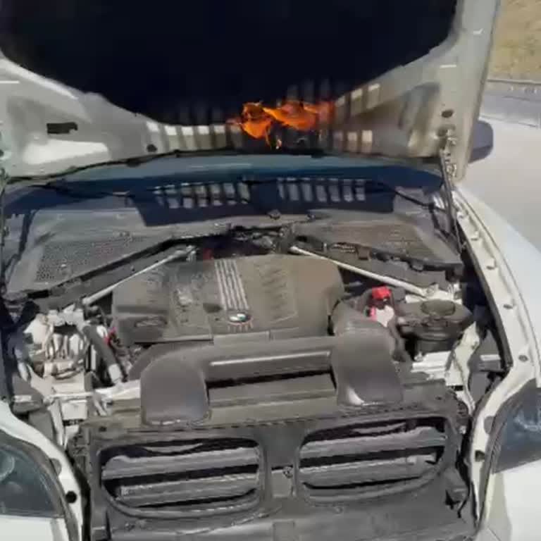 Sigorta Hasarımı Reddetti Aracım Serviste Bekliyor Mağduriyetim Büyüyor