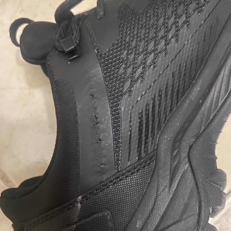 Kısa Sürede Hasar Gören Ayakkabı Ve Yetersiz Müşteri Hizmeti Nedeniyle Güven Kaybı