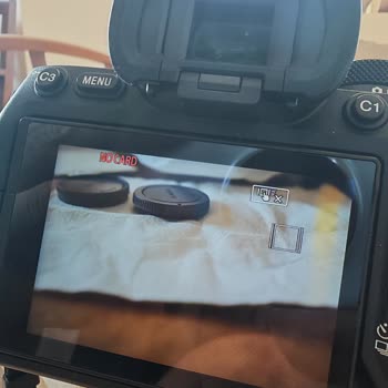 Sony Kameramın LCD Ekranındaki Sararma İçin Garanti Dışı Bırakıldım