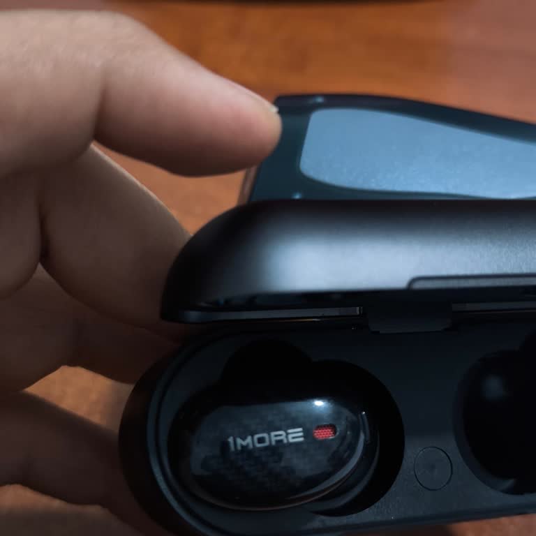 A101'den Aldığım Kulaklık Arızalı Çıktı, Müşteri Hizmetlerinden Dönüş Alamadım