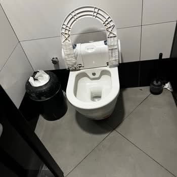 Opet İstasyonunda Hijyen Eksikliği Ve Rahatsız Edici Personel Davranışları