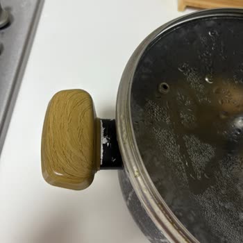 Korkmaz Tencerelerde Tutma Kolları Sürekli Soyuluyor, Kalıcı Çözüm Sunulmuyor