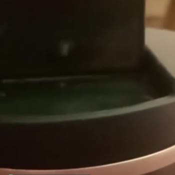 Starbucks Termos Kapağı Kırıldı