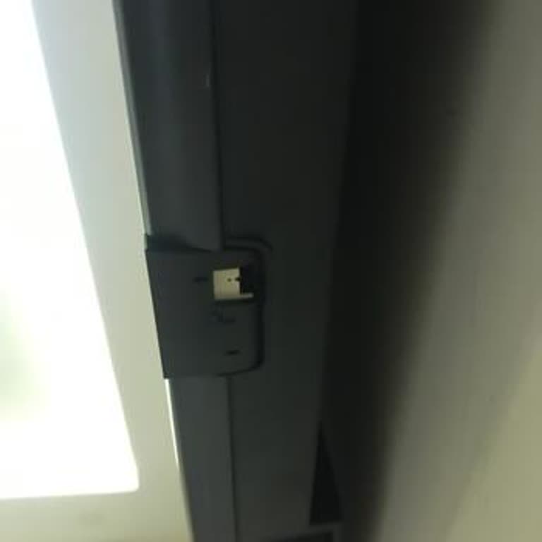 Samsung Q55 60R Televizyonumun Açma-Kapama Düğmesi Kırık, Kullanımda Zorluk Yaşıyorum