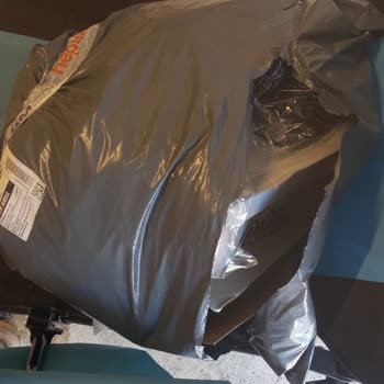 Yırtık Paket Ve Eksik Ürünler İçin Çözüm Bekliyorum