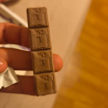 Aldığım 22 Milka Çikolatanın Tamamı Bozuk Çıktı, İade Veya Değişim Talep Ediyorum