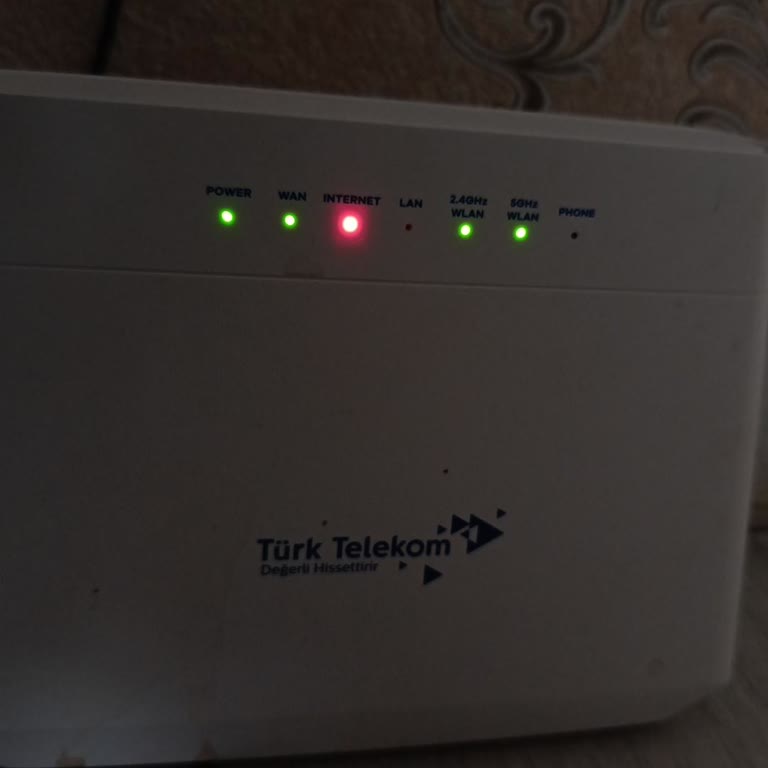 Sık Sık Yaşanan İnternet Kesintileri Ve Fatura Mağduriyeti Çözülmüyor