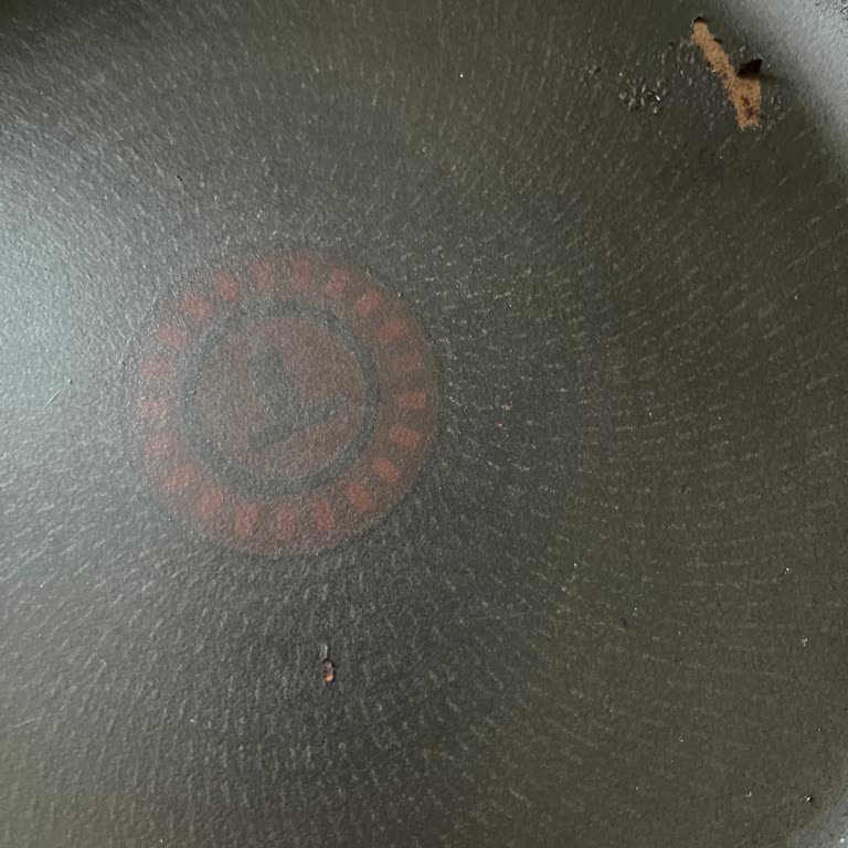 Tefal Tavada Dikkatli Kullanıma Rağmen Teflon Kaplama Tamamen Kalktı