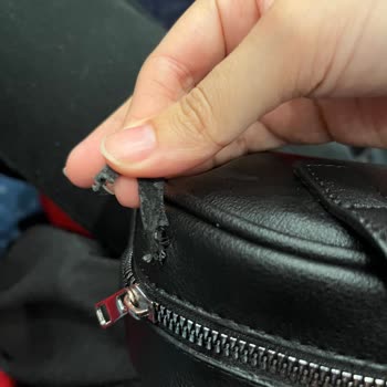 Yeni Aldığım LCW Çantanın Kısa Sürede İpi Koptu