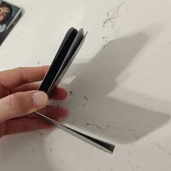 Dağınık Ve Hasarlı Magnetler, İlgisiz Müşteri Hizmeti