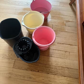 Tablolar Adalar Projesinde Süregelen Su Sızıntısı Ve İlgisizlik