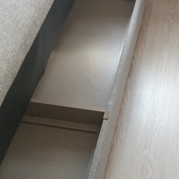 Kusurlu Koltuklar Ve İlgisiz Mağaza Mağduriyet Yaşattı