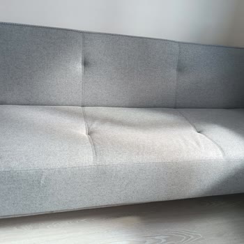 Kusurlu Koltuklar Ve İlgisiz Mağaza Mağduriyet Yaşattı