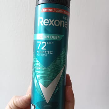 Leke Karşıtı Deodorant Kıyafetlerde Beyaz İz Ve Yapışkan Kalıntı Bırakıyor